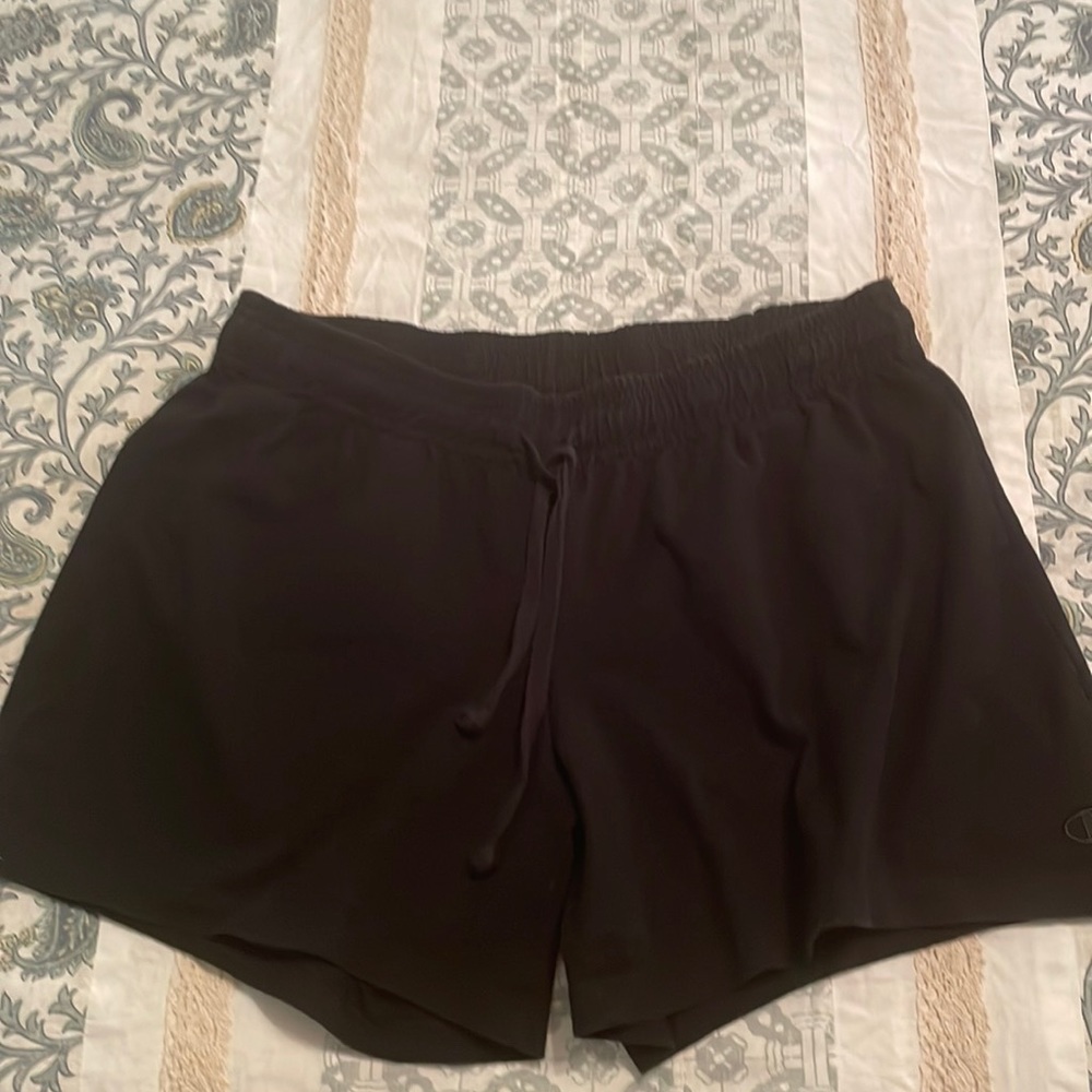 Women’s Authentic Champion Athletic shorts Med